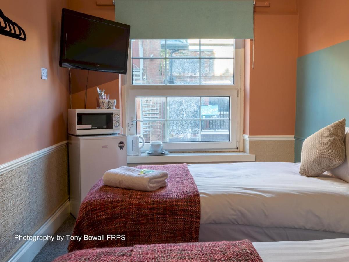 Pass The Keys Room 14 Twin The Blessed Elizabeth Boutique Suite Brighton Bagian luar foto